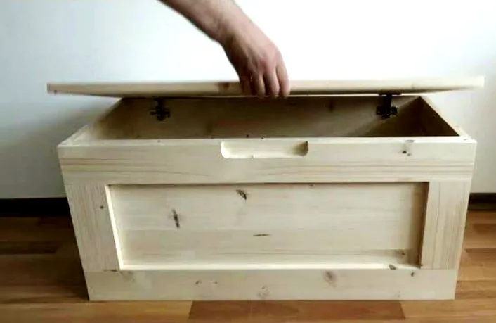 Storage bench for storing your fishing rods in garage 